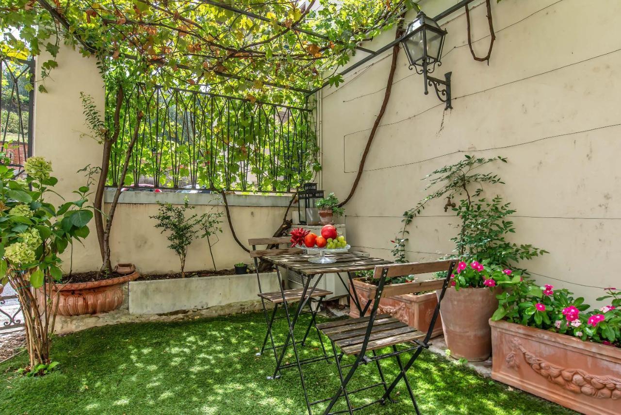Al Giardino Delle Rose Hotell Florens Exteriör bild