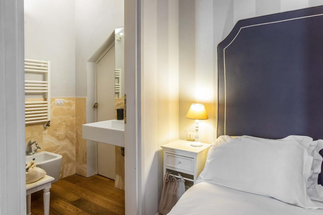 Al Giardino Delle Rose Hotell Florens Exteriör bild