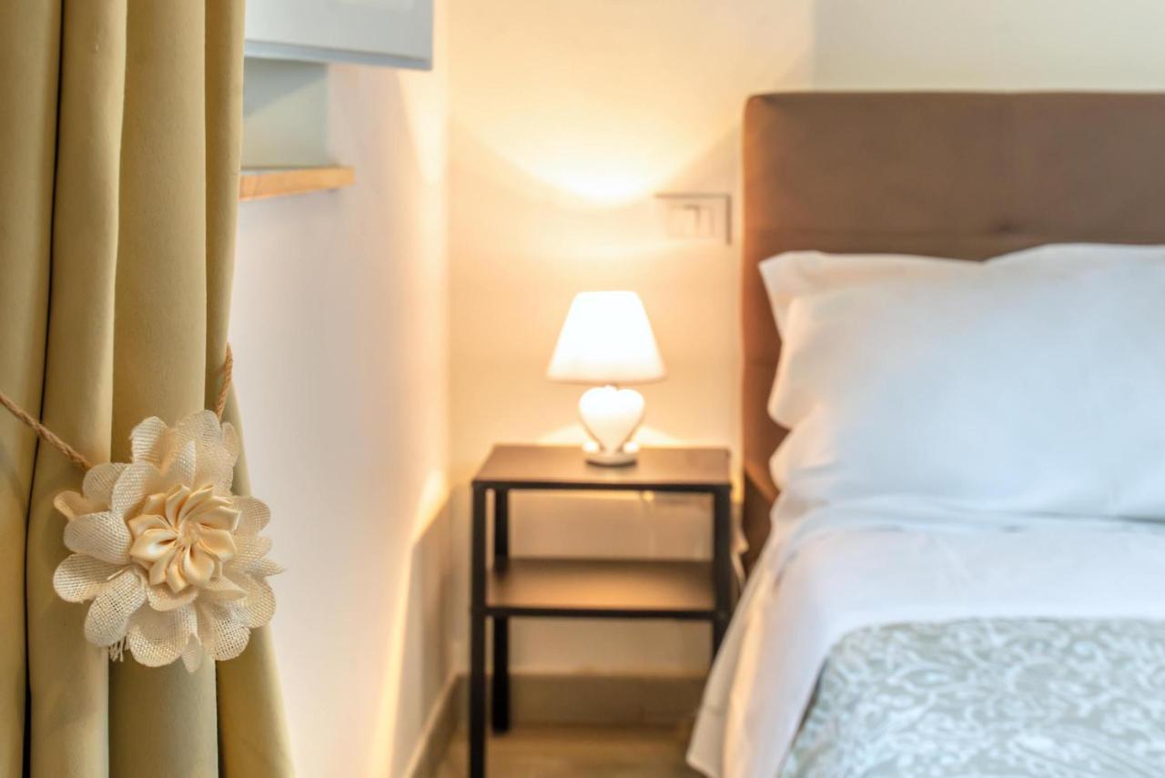 Al Giardino Delle Rose Hotell Florens Exteriör bild