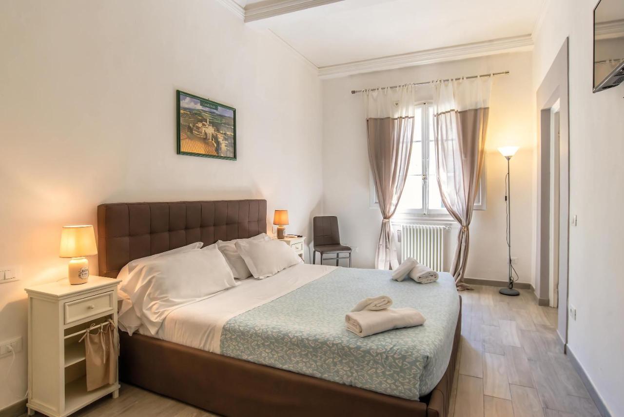 Al Giardino Delle Rose Hotell Florens Exteriör bild