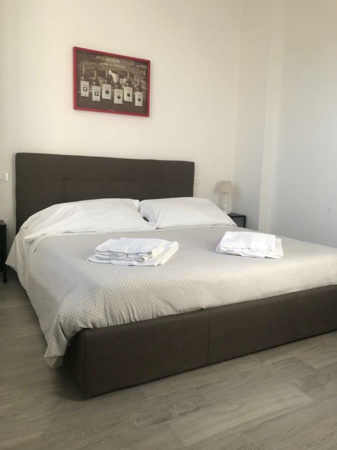 Al Giardino Delle Rose Hotell Florens Exteriör bild